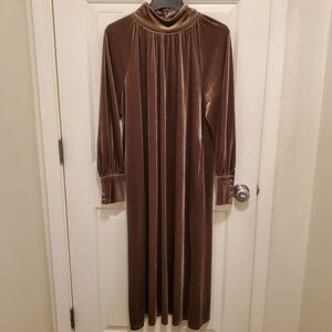 Elegant Brown Velvet Dress